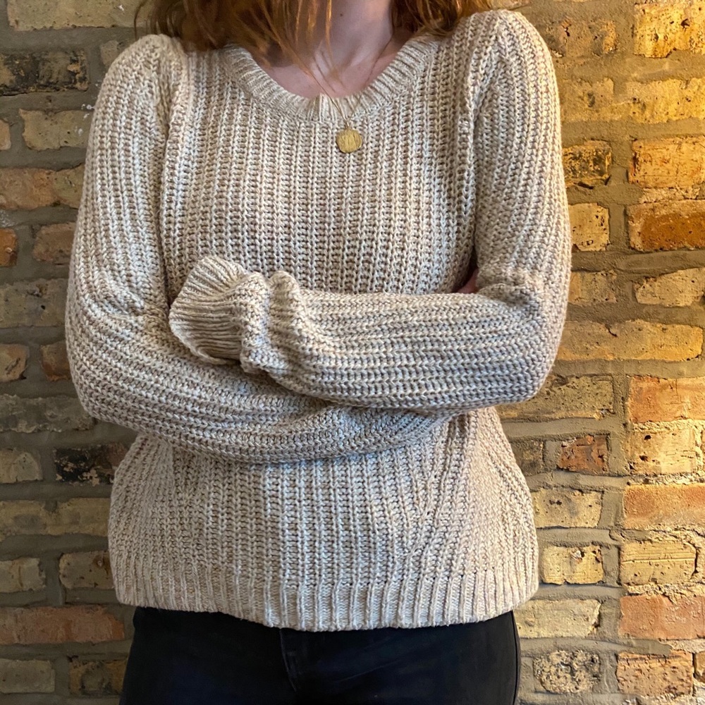 Crew-neck chunky fisherman’s sweater
